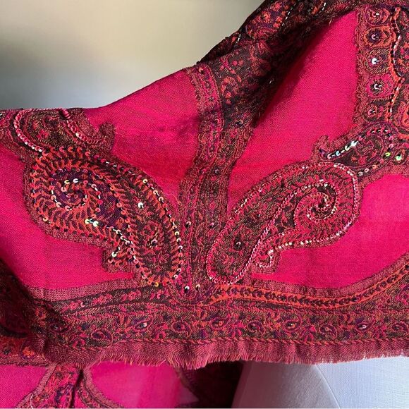 NEW Heirloom Anna Pashmina Shawl Pure Wool Beaded Sequined Embroidered Dark Red - Picture 12 of 16